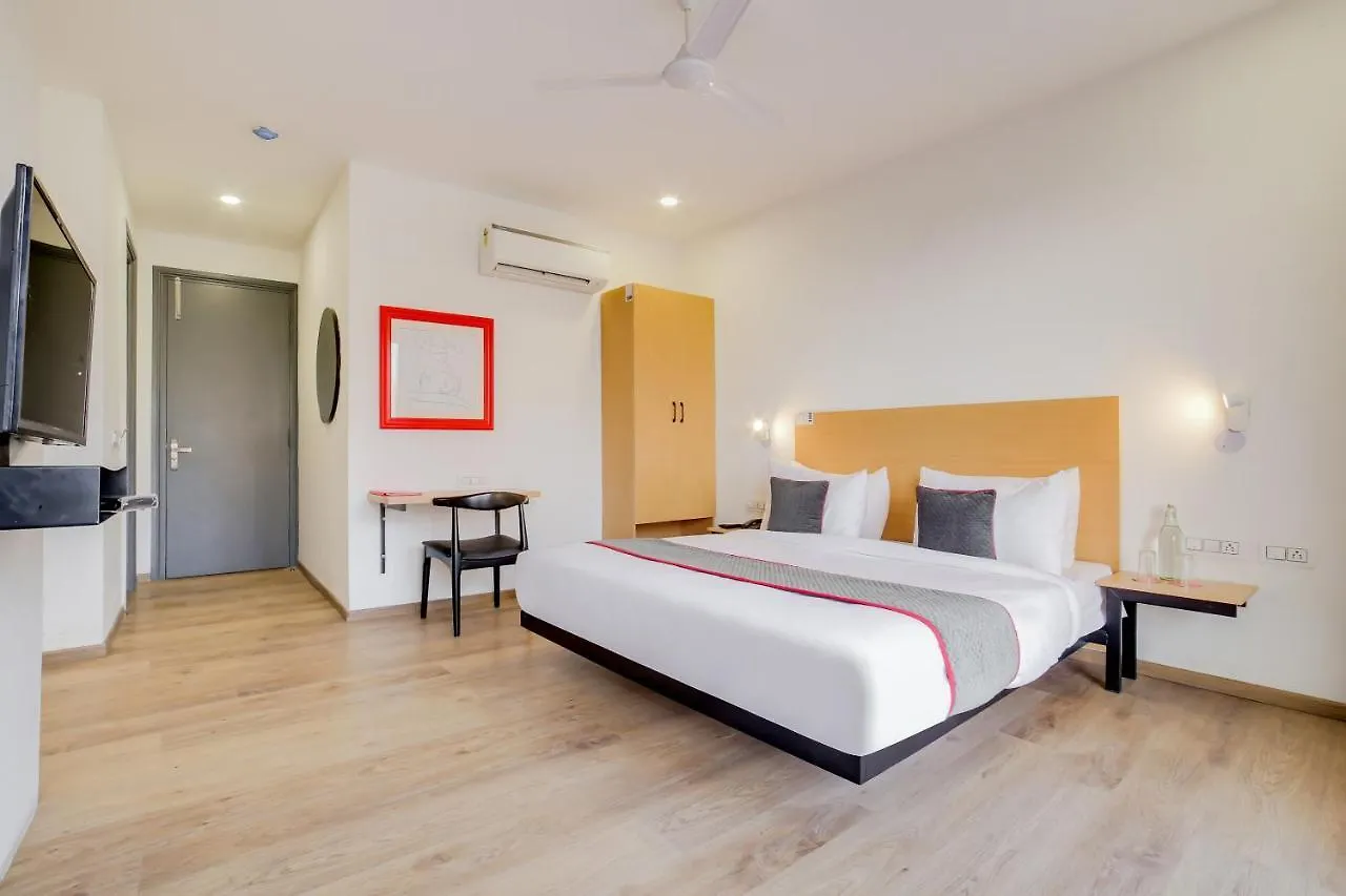 Oyo Townhouse 223 Kanhai Chowk Sector 45 Hotel Gurgaon