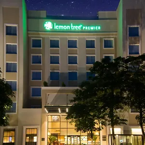 Hotel Lemon Tree Premier Center