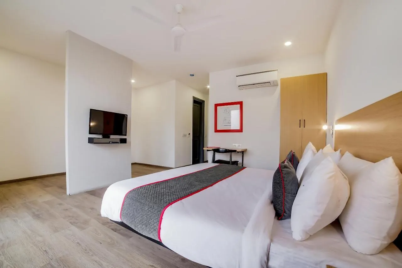 Oyo Townhouse 223 Kanhai Chowk Sector 45